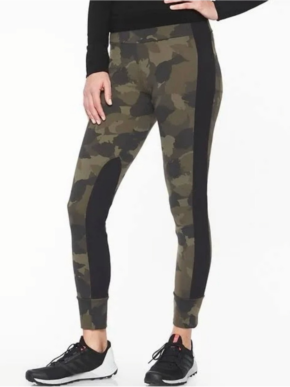 Athleta Camo Active Leggings with black side panels - size M